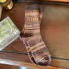 Calcetines Maillard para Mujer de Doble Aguja Doble Vía Medias de Longitud Media para Mujer Estilo Étnico Vintage Otoño e Invierno Calcetines Apilados Calcetines Rayados