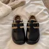 Pantuflas de cuero Birkenstock de suela gruesa forradas de pelo 2026 nuevo estilo mujer invierno punta cerrada sin cordones cálidos zapatos de algodón mujer