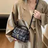 Bolsa de Lã Xadrez Feminina Inverno 2025 Nova Tendência Moda Coreana Pequena Quadrada Versátil Ombro Transversal