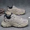 Zapatos de Hombre Verano Transpirables Gama Alta Retro Versátiles Casuales Zapatos Deportivos para Correr de Hombre Suela Gruesa Aumentadores de Altura Zapatos de Papá