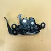 Adequado para Nissan Qashqai J10 conjunto de trava do capô dianteiro peças automotivas 65601-JD000