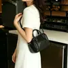 Bolso de mano de cuero genuino para mujer, adecuado para llevar en la mano, al hombro o cruzado, ideal para el trabajo, con un tacto de alta gama, diseño de nicho, hecho de cuero curtido vegetal, bolso estilo Boston para mujer