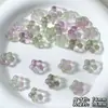 Cuentas de flor de ciruelo glaseadas, regordetas, de 14 mm, con agujeros horizontales, talladas por ambos lados con diseños de flor de cerezo de cinco pétalos, materiales de manualidades DIY para pulseras y collares