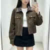 Jaqueta estilosa com gola de PU e camurça emendada para mulheres, nova moda outono 2026 estilo de rua top curto slim fit para mulheres