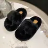 ¡Super grueso super~! Pantuflas mullidas de aumento de altura suave para mujer, se pueden usar afuera, forradas de felpa, suela gruesa, estilo ins, pantuflas de algodón de invierno, blanco, negro