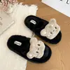 Nuevas pantuflas de oso de dibujos animados de suela plana y peludas 2026, antideslizantes para uso en interiores, también se pueden usar al aire libre, pantuflas de algodón de punta abierta