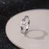 Anillo de Plata de Ley S999 Trébol de Cuatro Hojas con Espinas para Mujer Estilo Coreano Alto Sentido Zirconia Anillo para Dedo del Pie de Plata Anillo para Dedo Ligera Lujo Versátil