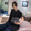 2026 Nuevo Modelo Bolso Cuadrado Estilo Chanel de Piel Genuina para Mujer con Cadena de Patrón de Diamantes, Bolso Cuadrado Pequeño Versátil de Moda para Hombro y Cruzado