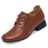 Sapatos Slip-On, Novo Estilo Primavera, Estilo Britânico, Elegantes e Intelectuais, Sapatos Femininos de Couro com Salto Grosso, Cor Sólida, Sapatos Femininos de Solado Macio