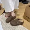 Pantufla exterior casual de terciopelo con plataforma gruesa, que aumenta la altura, para mujer, nuevo estilo otoño 2026, pantufla estilo Birkenstock