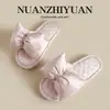 Novas Chinelos Doces com Laço para Mulheres, Leves e Macios para Casa no Verão, Slip-Ons Antiderrapantes para Uso Externo, Atacado