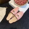 Mules de Couro Genuíno, Meias Pantufas Fechadas de Pele de Ovelha para Mulheres, Sandálias Baixas Sem Salto, Sapatos de Calçar Fácil, Novo Modelo Primavera 2026