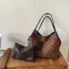 Bolsa Grande Capacidade Feminina 2026 Novo Estilo Tendência Outono Retrô Estampa de Leopardo Nicho Bolsa Tote para o Trabalho Bolsa de Ombro Único Sob o Braço