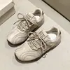 Tênis de Treino Alemão Retrô com Malha Feminino 2026 Outono Respirável Aumenta Altura Plano com Cadarço Esportivo Casual Tênis de Corrida Sapatos Forrest Gump
