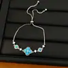 Pulseira de Flor em Ouro 14K Banhado com Zircônia Vintage Usada Moda Elegante Anel de Mão Toque de Luxo Leve Joia de Mão de Alta Qualidade