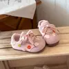 Zapatillas de entrenamiento alemanas para niños 2026 primavera y otoño nueva versión coreana zapatillas de moda casual para niñas con suelas blandas para correr y deportes