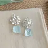 Pendientes frescos y dulces estilo vacacional con borlas florales, borlas de perlas estilo francés, pendientes llamativos de lujo ligero y alta gama