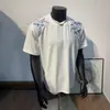 Camiseta de Manga Corta con Bordado Pesado Floral Estilo High Street Americano para Hombre, Nuevo Estilo de Verano, Top Unisex de Media Manga a la Moda