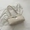 Hebilla de cinturón vintage moderna y única, bolso de axila estilo baguette para mujer, nueva colección otoño/invierno, bolso de hombro versátil para el trabajo y el ocio