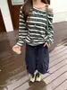 OMELET~2026 Principios de Otoño Nuevo Estilo Coreano Dulce Hombros Descubiertos Rayas Rosas Manga Larga Suelta Camiseta