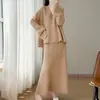 Vestido Conjunto de Lã Pura Crochê Floral Outono e Inverno Feito à Mão, Suéter de Tricô Gola Redonda, Saia Longa de Cauda de Peixe Bordada Tridimensional Feminina