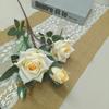 Flor de imitación de 4 cabezas, rosa de esquina, rosa de mesa, flor falsa, flor de seda caliente transfronteriza, rosa, flor decorativa de hotel, venta al por mayor