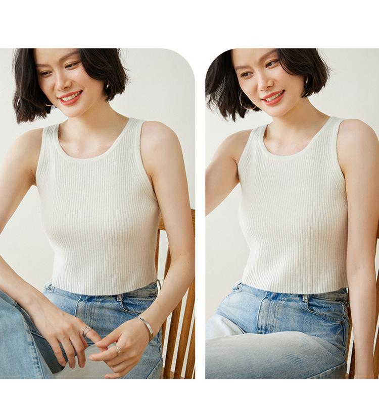 复制_早秋新款圆领女士轻色抽条无袖打底衫修身显.jpg