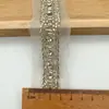 Novo tecido de malha com acabamento de contas bordadas do fabricante, acabamento de strass com contas feito à mão para roupas femininas, vestidos de noiva e vestidos formais, acessório DIY