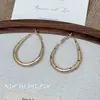 Pendientes de Aro Lisos con Puntos Dorados Estilo Hong Kong para Mujer, Simples, Ligeros, Lujosos, de Gama Alta, Modernos y Versátiles