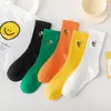 Novas Meias da Moda na Altura da Panturrilha para Mulheres, Design de Abelha, Refrescantes e Respiráveis, Cor Sólida Simples, Meias Versáteis para Meninas, Respiráveis e Confortáveis