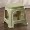 Bancos de plástico engrosados para uso doméstico, bancos de plástico para adultos, mesas y sillas de comedor, mesas de café para baño, bancos cuadrados pequeños hechos de plástico, directo de fabricantes