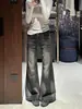 Chao Li tiene en stock jeans de tiro bajo microcampana en negro y gris para mujer, nuevo estilo Otoño 2026, pantalones campana versátiles para estilizar a la chica popular