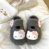Chinelos de Algodão com Solado Grosso Estilo Menina Doce Desenho Animado para Mulheres 2026 Inverno Novo Gato Fofo Sapatos de Pelúcia para Casa