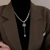 Cadena de suéteres nueva de otoño e invierno de alta gama con sentido hip-hop, cadena de ropa de celebridades en línea, accesorios, diseño de nicho, collar, cadena de clavícula de celebridades en línea