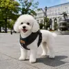 Arnés ajustable para mascotas para perros, adecuado para razas pequeñas a medianas, diseñado para uso en exteriores, evitando que se alejen o escapen