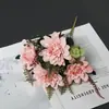 Dalias de coral flores artificiales para decoración del hogar, ramos, escaparates, mobiliario suave de hotel, flores falsas de tela de seda, venta al por mayor desde el fabricante