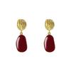 Aretes de Temperamento con Pin de Plata S925 2022 Nuevos Simples Geométricos Rojo Vino Viento de Hong Kong Aretes Venta al por Mayor Fábrica