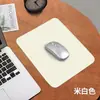 Base de Mouse Personalizada em Couro OEM Tamanho Pequeno Pad Antiderrapante Personalizado para Mesa de Computador Resistente a Óleo, Água e Sujeira Pad de Mesa Atacado