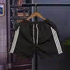 Pantalones Cortos de Tres Barras para Hombre Combinación Perfecta Casual Ropa Exterior Delgados Grandes Pantalones Cortos de Cuatro Puntos Pantalones de Playa para Casa Pantalones de Dormir de Tres Puntos