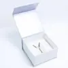 Caja Personalizada Negra Estampada en Caliente para Set de Productos de Cuidado de la Piel de Gama Alta, Fabricante de Cajas Tipo Libro con Película Mate, Foshan Li Shu Zhong Hao Packaging