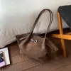 Bolso tote vintage de gran capacidad transfronterizo de nicho, moderno y elegante, a la moda y único, bolso de hombro y axila de moda