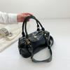 Bolso pequeño de alta calidad para mujer, estilo europeo y americano, sencillo, combinable, exquisito, bandolera de hombro, 2023