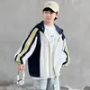 Chaqueta de verano con protección solar para niños, estilo fino, nuevo modelo 2026, abrigo de verano con protección solar para niños, prenda exterior para niños mayores, estilo de verano moderno