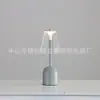 Lámpara de Mesa USB Casual Moderna Creativa Personalizada Lámpara Decorativa de Mesita de Noche para Dormitorio Adorno de Escritorio Luz Nocturna Lámpara LED Red Social