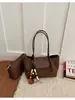 Moda transfronteiriça, bolsa de ombro elegante com padrão trançado, novo estilo, retrô, casual, grande capacidade, bolsa tote para o dia a dia, e um conjunto de bolsas combinando