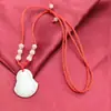 Colar com Pingente Buda Guanyin Cordão Vermelho Jade Sintético Branco Jade Branco Jade Dongling Esmeralda Pingente Joia de Barraca Venda por Atacado