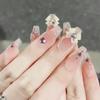 Manicura con arco, efecto degradado francés, con efecto desenfadado, color blanco puro y avanzado, con pegatinas para uñas, armadura para llevar a mano.