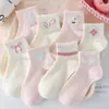 Calcetines de Encaje con Volantes de Princesa para Niñas, Calcetines de Verano Finos y Transpirables de Malla Hueca para Niños, Calcetines Blancos Puros de Media Pantorrilla para Niñas
