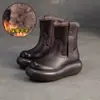 Jiezu 2025 Invierno Nuevas Botas Cálidas Estilo Retro Piel Integrada Lana Botas de Nieve Primera Capa Piel de Vaca Botas Cortas Piel