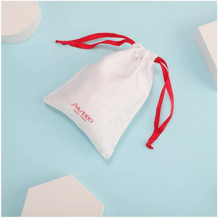 20783050565_470876976